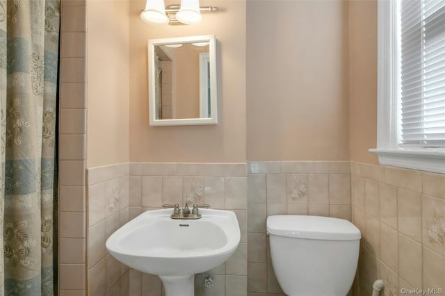 561 Logan Avenue, Bronx, NY 10465