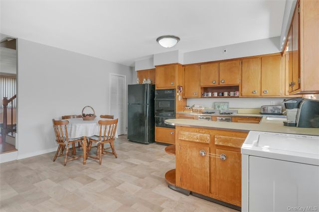 561 Logan Avenue, Bronx, NY 10465