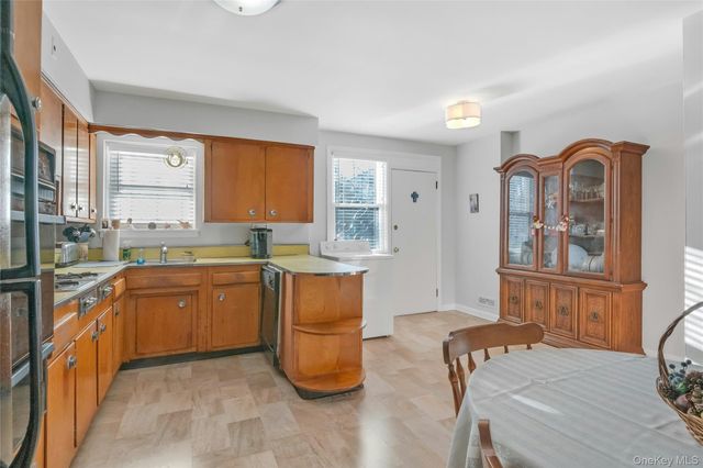 561 Logan Avenue, Bronx, NY 10465