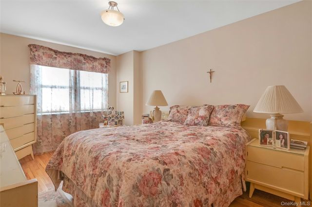 561 Logan Avenue, Bronx, NY 10465