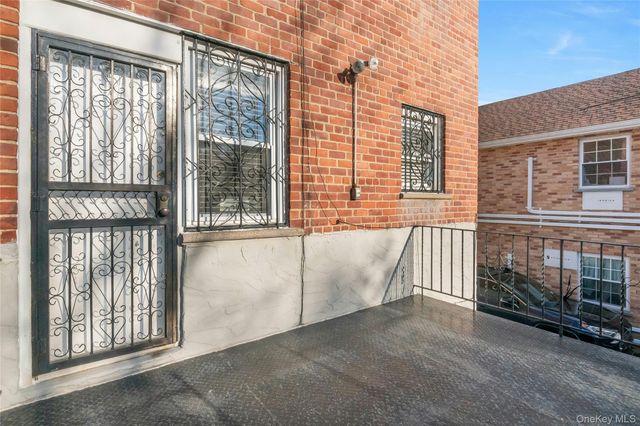 561 Logan Avenue, Bronx, NY 10465