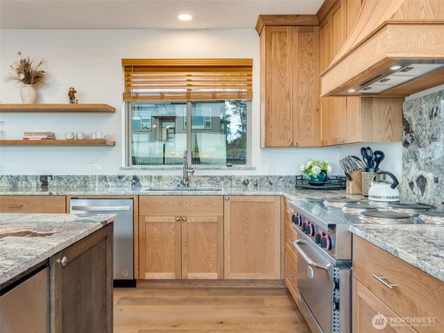 34901 J PL, Ocean Park, WA 98640