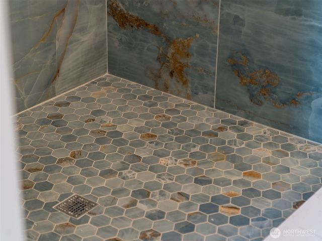 34901 J PL, Ocean Park, WA 98640