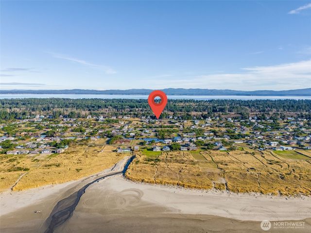 34901 J PL, Ocean Park, WA 98640