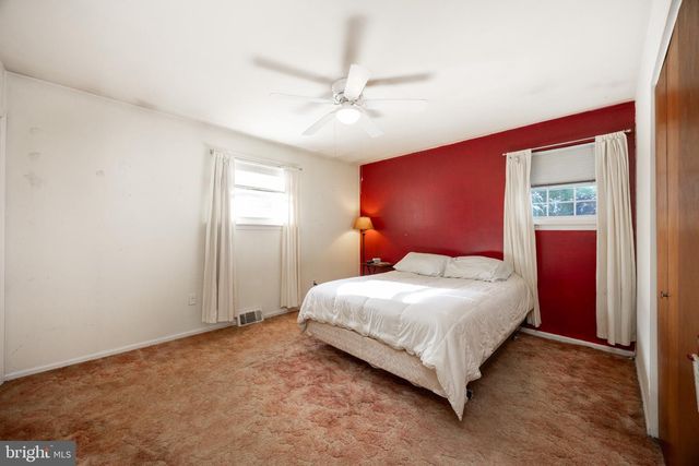 612 E RIDGE AVE, Kennett Square, PA 19348