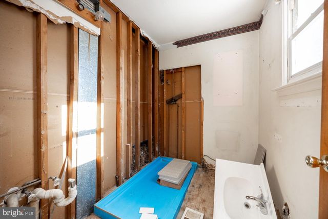 612 E RIDGE AVE, Kennett Square, PA 19348