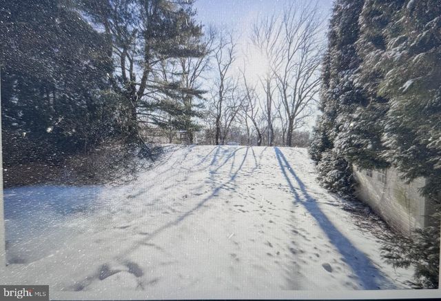 612 E RIDGE AVE, Kennett Square, PA 19348