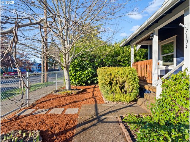 7104 Se 85TH Ave, Portland, OR 97266