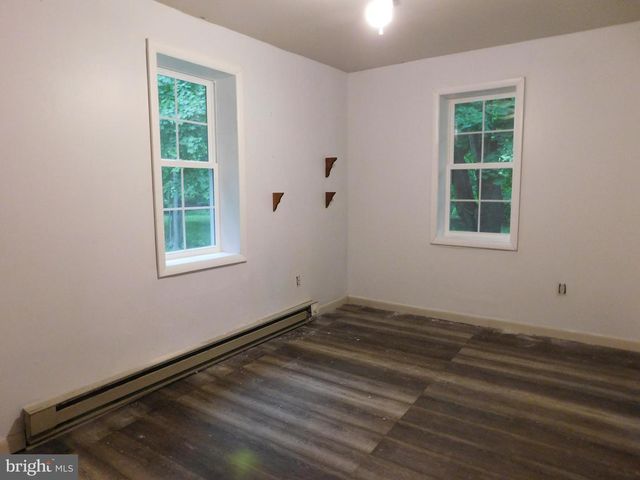 38 N 8TH ST, Mahanoy City, PA 17948