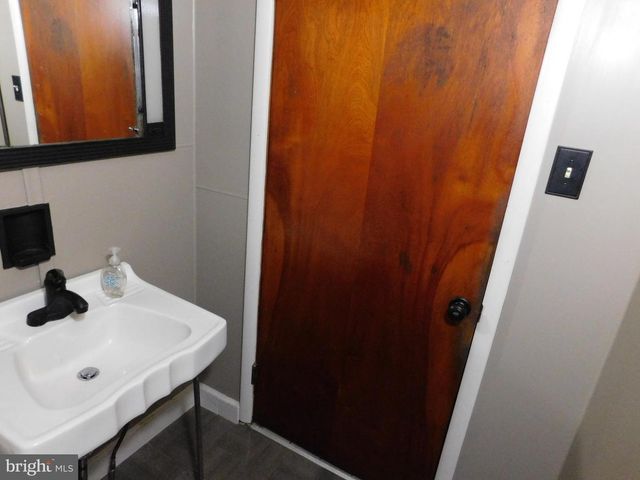 38 N 8TH ST, Mahanoy City, PA 17948