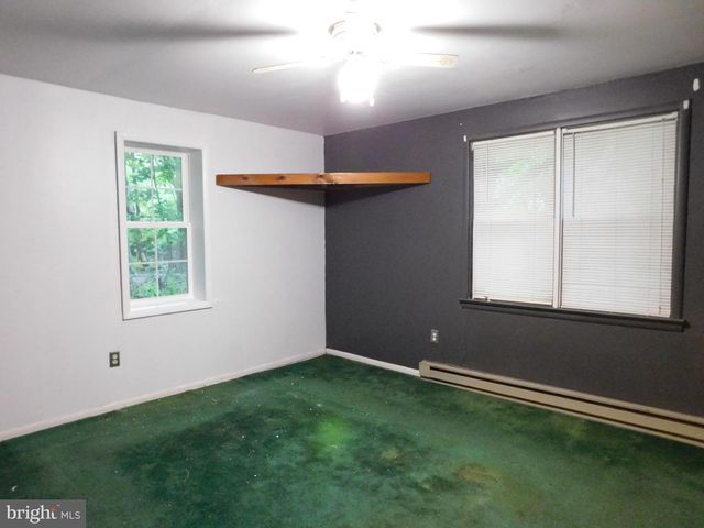 38 N 8TH ST, Mahanoy City, PA 17948