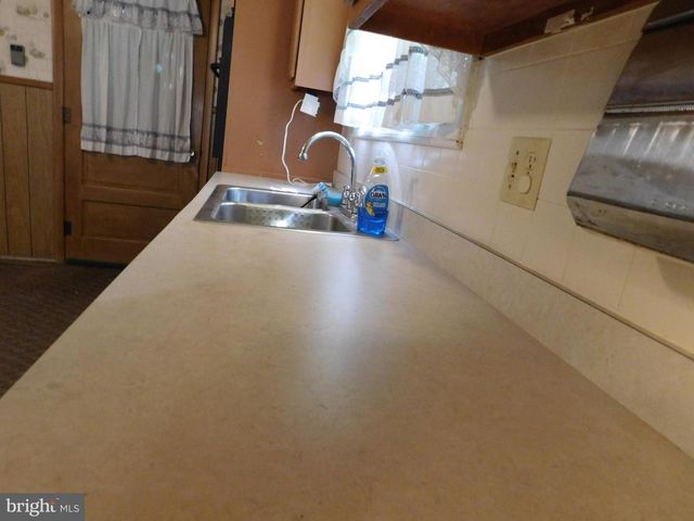 38 N 8TH ST, Mahanoy City, PA 17948