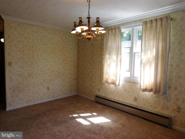 38 N 8TH ST, Mahanoy City, PA 17948