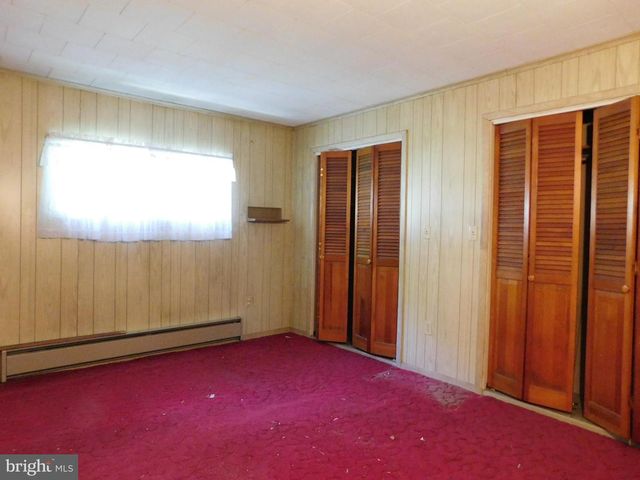 38 N 8TH ST, Mahanoy City, PA 17948
