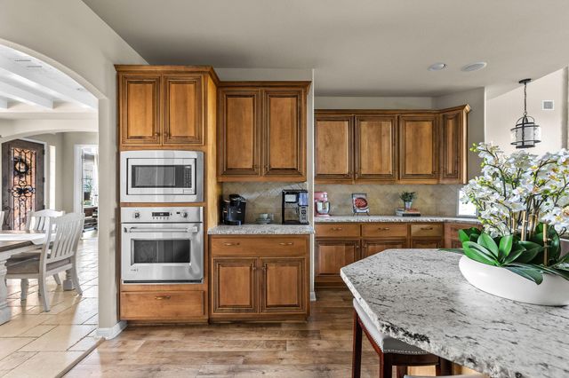 119 Finnel CV, Austin, TX 78737