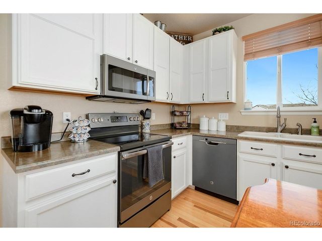 7592 Triangle Dr, Fort Collins, CO 80525