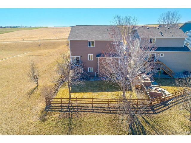 7592 Triangle Dr, Fort Collins, CO 80525