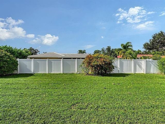 7440 BLAINE WAY, Sarasota, FL 34231