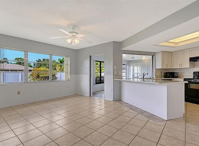 7440 BLAINE WAY, Sarasota, FL 34231