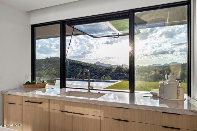 42240 N SIERRA VISTA Drive, Cave Creek, AZ 85331