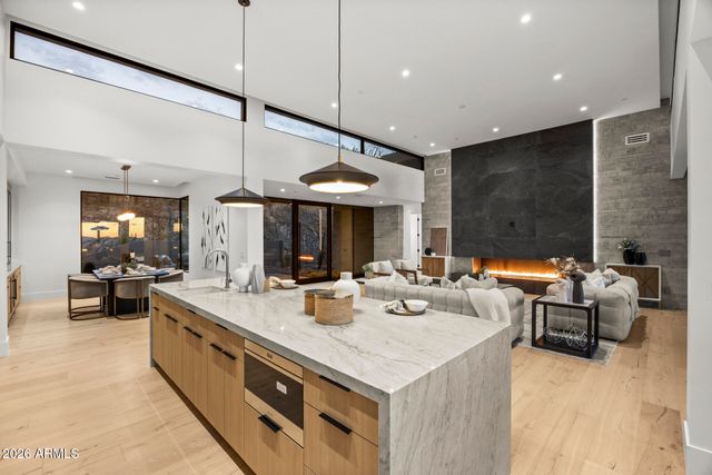 42240 N SIERRA VISTA Drive, Cave Creek, AZ 85331