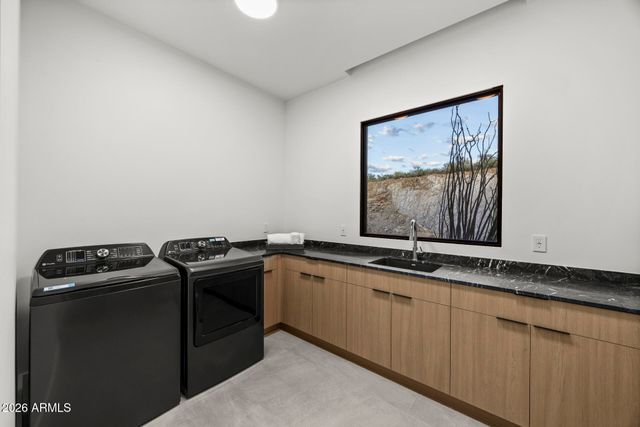 42240 N SIERRA VISTA Drive, Cave Creek, AZ 85331