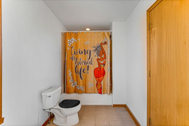 8713 S Washtenaw Avenue, Evergreen Park, IL 60805