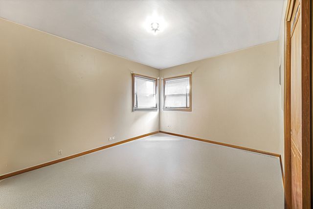 8713 S Washtenaw Avenue, Evergreen Park, IL 60805