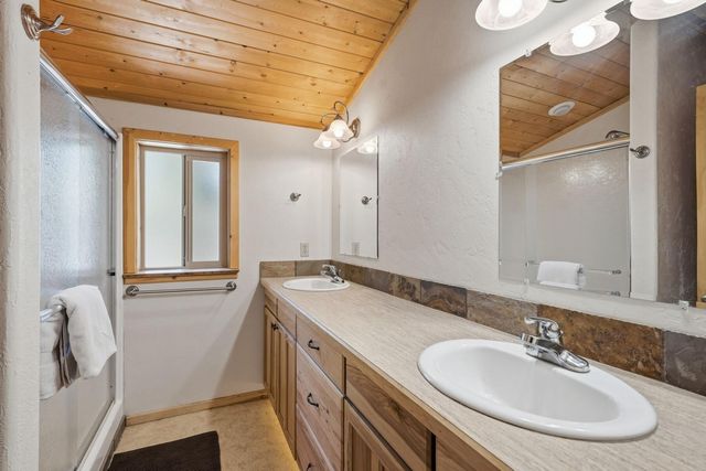 14177 Whitewater Loop, La Pine, OR 97739
