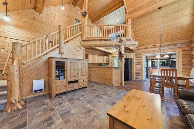 14177 Whitewater Loop, La Pine, OR 97739