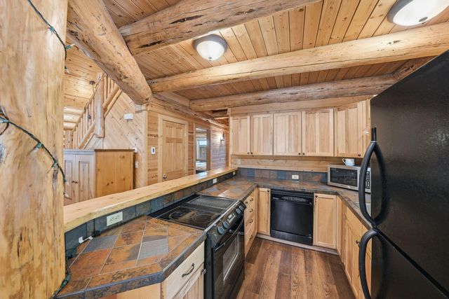 14177 Whitewater Loop, La Pine, OR 97739