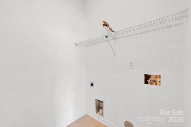 649 Raphael Place, Charlotte, NC 28205