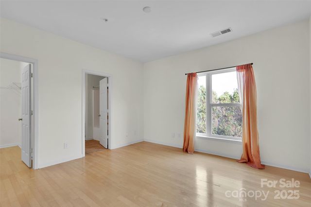 649 Raphael Place, Charlotte, NC 28205