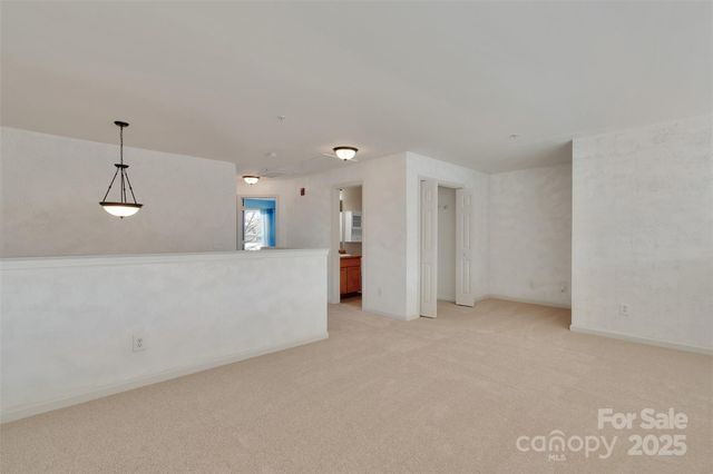 649 Raphael Place, Charlotte, NC 28205