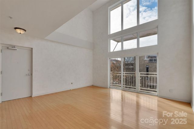 649 Raphael Place, Charlotte, NC 28205