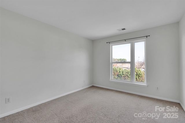 649 Raphael Place, Charlotte, NC 28205