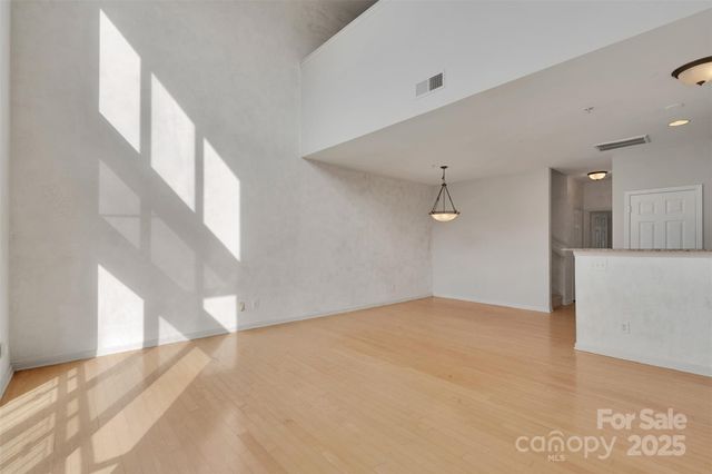 649 Raphael Place, Charlotte, NC 28205