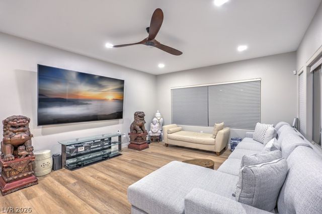 3017 Walnut Park Court, Henderson, NV 89052