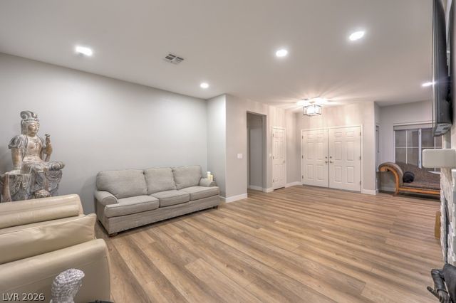 3017 Walnut Park Court, Henderson, NV 89052