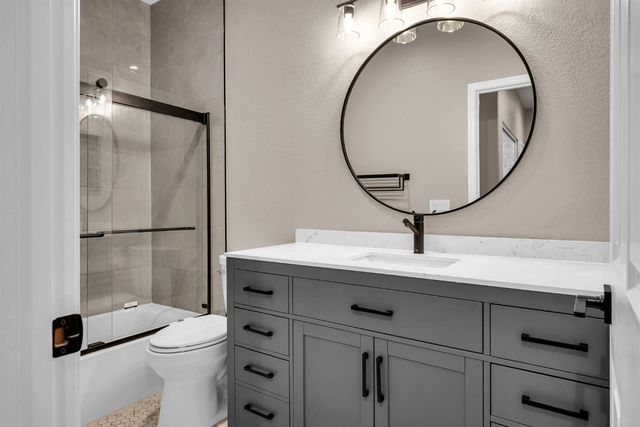 2702 Ferry Cir, Folsom, CA 95630