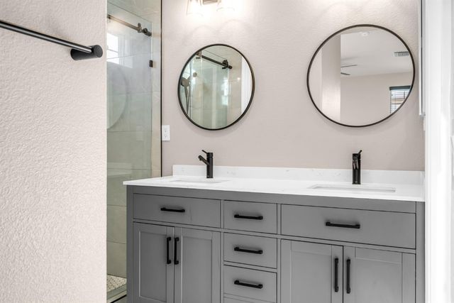 2702 Ferry Cir, Folsom, CA 95630