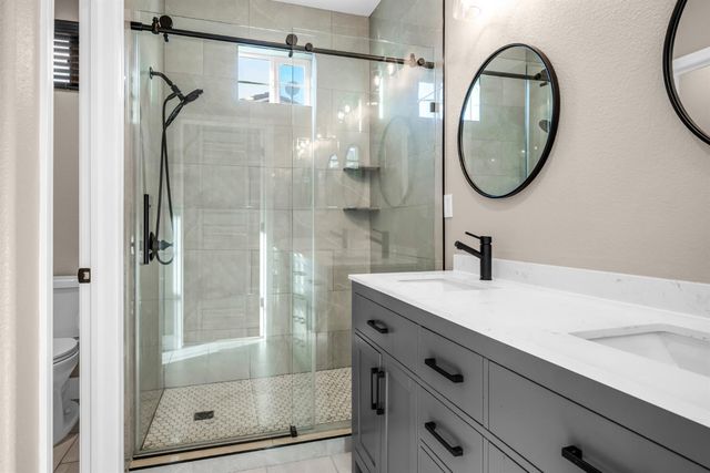 2702 Ferry Cir, Folsom, CA 95630