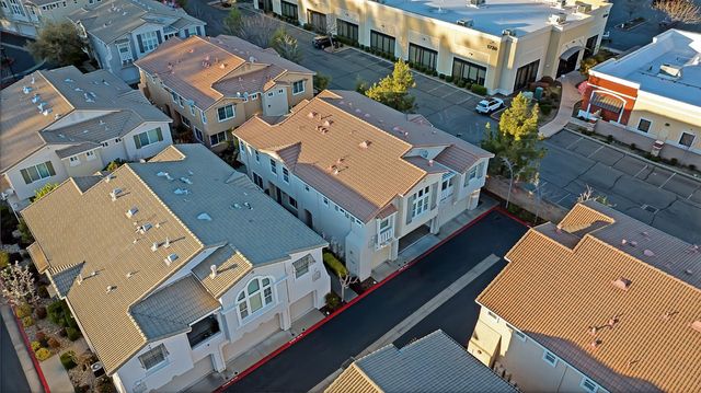 2702 Ferry Cir, Folsom, CA 95630