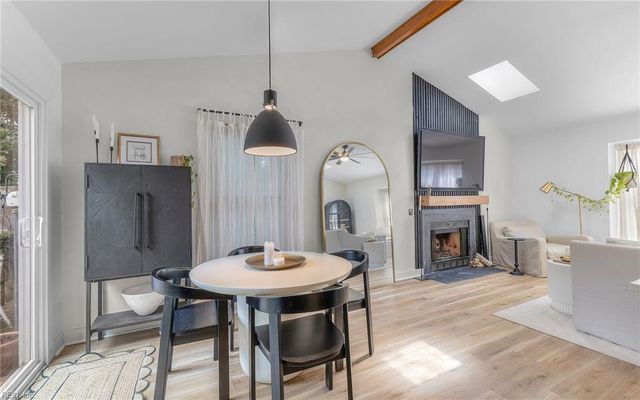 748 Leonard LN, Newport News, VA 23601