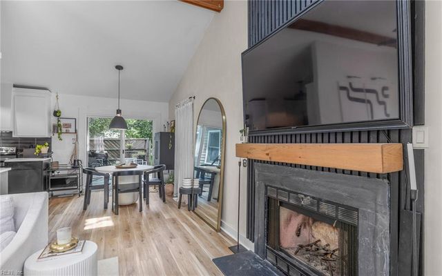 748 Leonard LN, Newport News, VA 23601