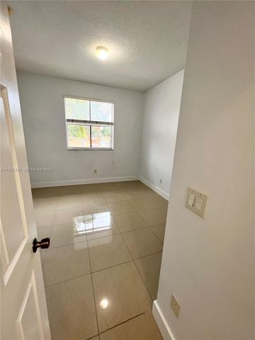 4951 Tradewinds Ter 707, Dania Beach, FL 33312