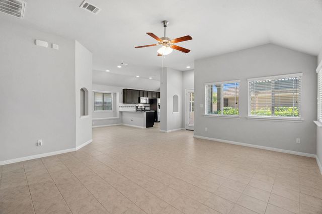 410 Tilly LN, Buda, TX 78610