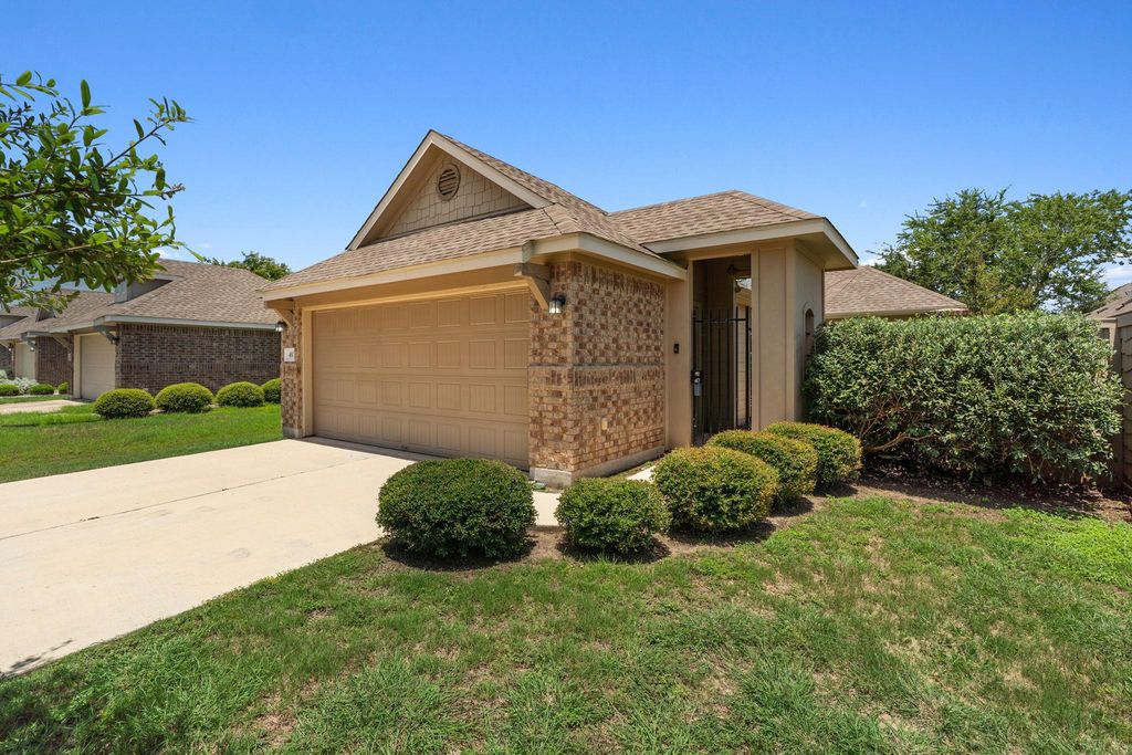 410 Tilly LN, Buda, TX 78610