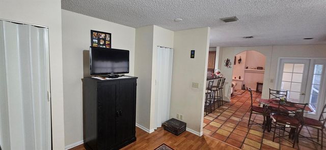 11453 Lakeview Drive 4a, Coral Springs, FL 33071
