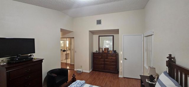 11453 Lakeview Drive 4a, Coral Springs, FL 33071